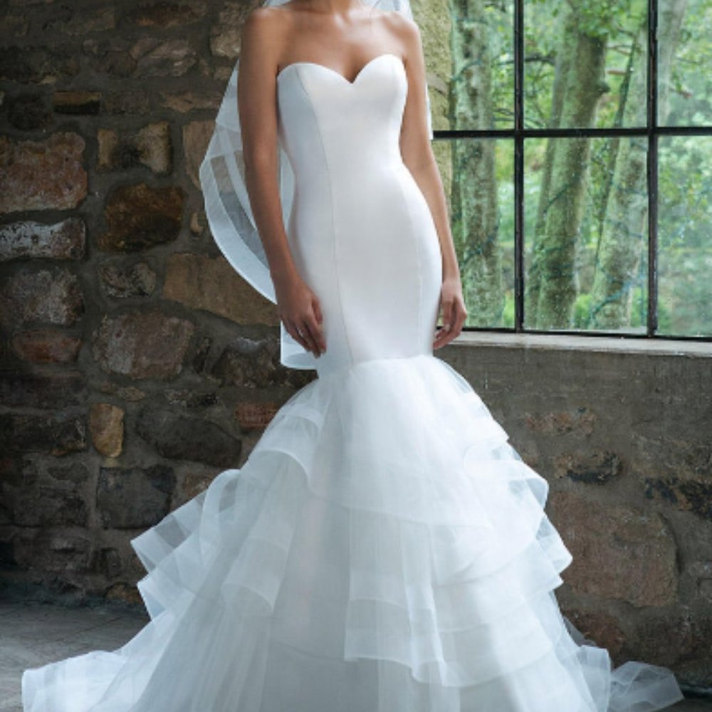 COPY - SINCERITY BRIDAL Wedding Dress Style 44047 + Free Matching Veil!